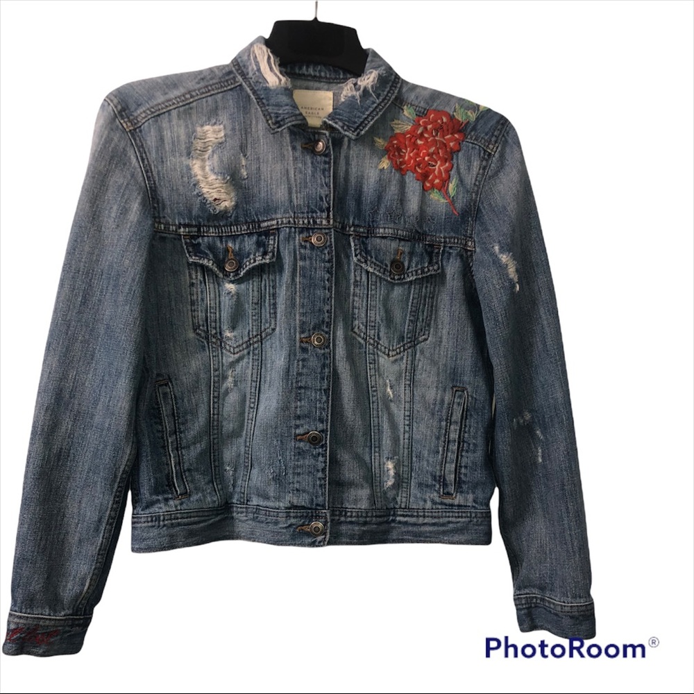 American Eagle Outfitters Size M Distressed Denim Jacket Embroidered